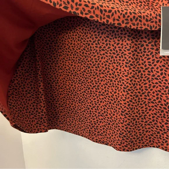 New Eddie Bauer Kelsey Skirt Burned Orange Animal Print Wrap Front Stretchy Sz M - Picture 4 of 8